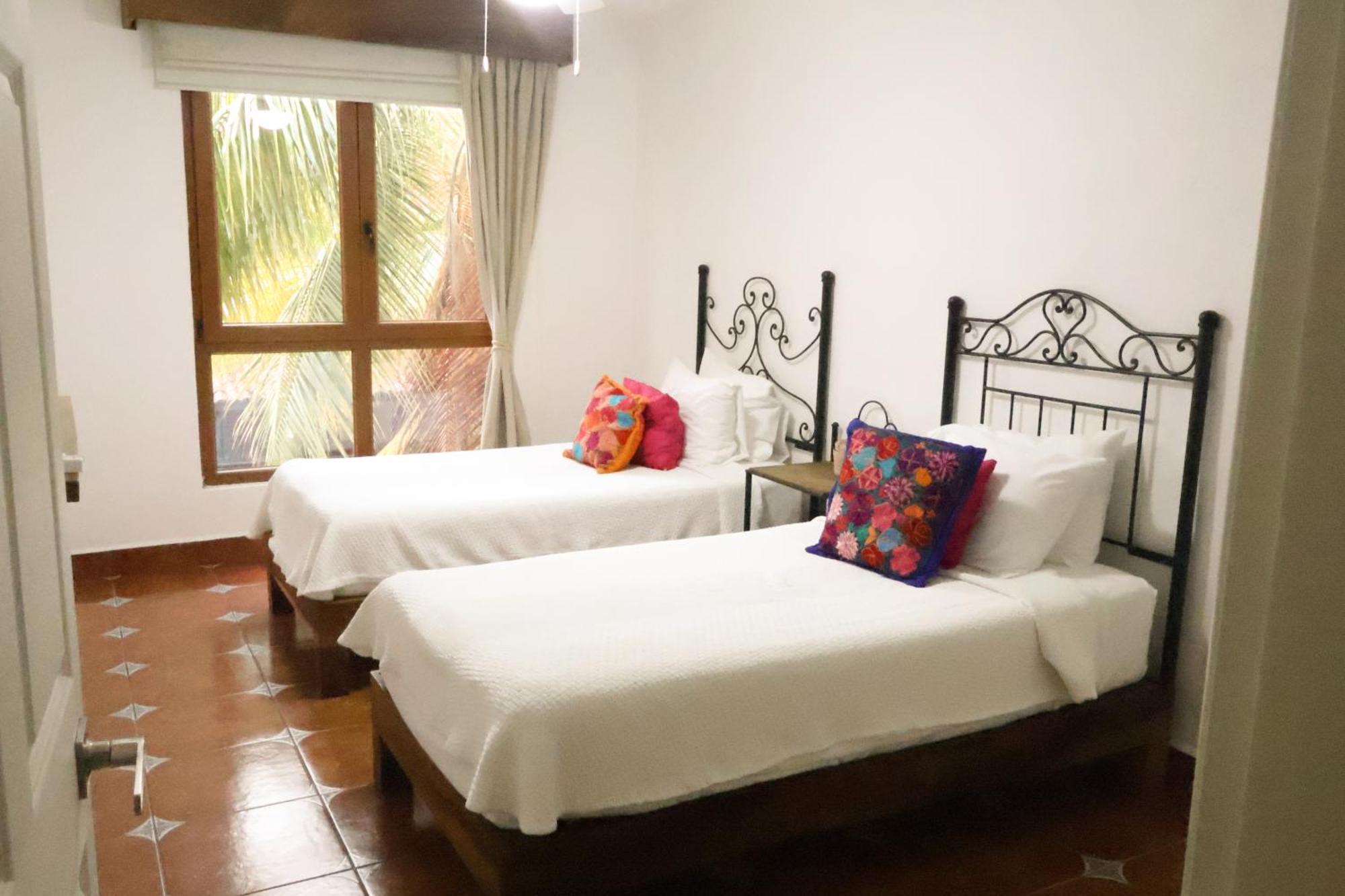 Casa Loteria -Pueblito Sayulita- Colorful, Family And Relax Experience With Private Parking And Pool Hotel ภายนอก รูปภาพ