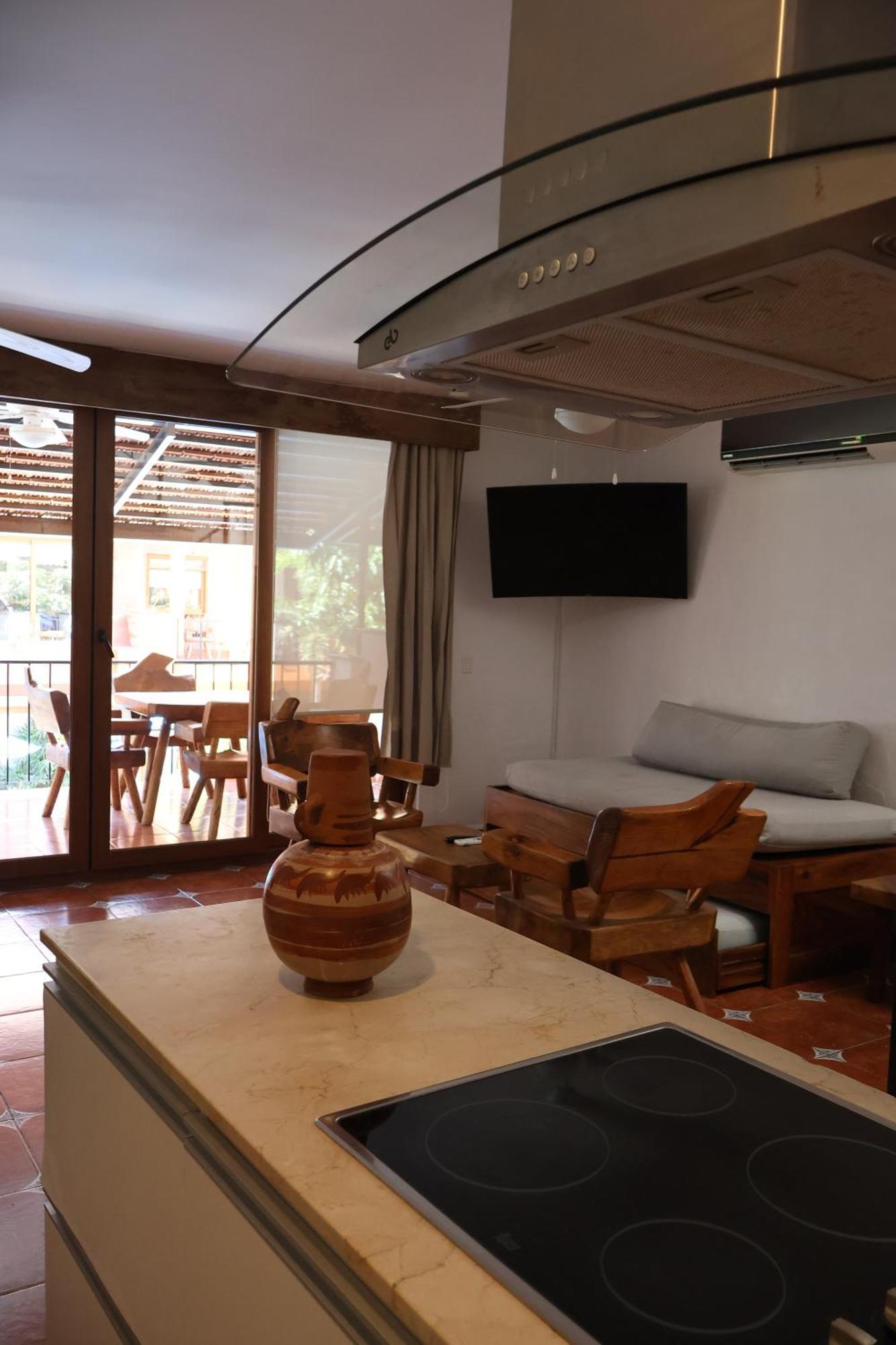 Casa Loteria -Pueblito Sayulita- Colorful, Family And Relax Experience With Private Parking And Pool Hotel ภายนอก รูปภาพ